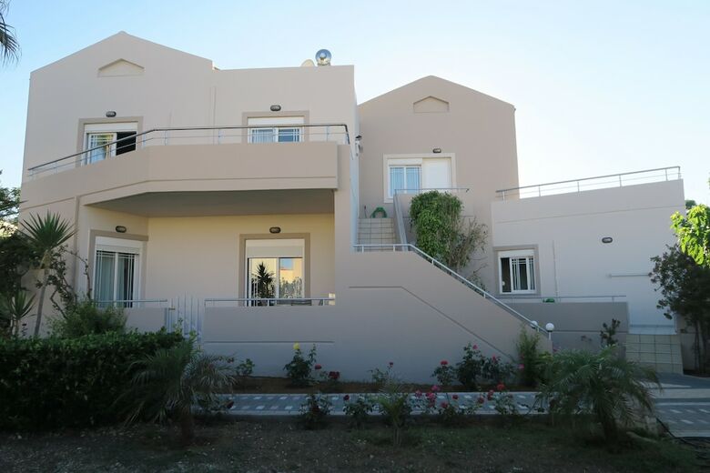 Gelina Apartments