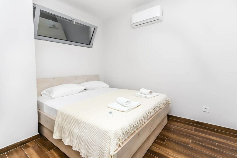 Aparthotel Apartments Maestral