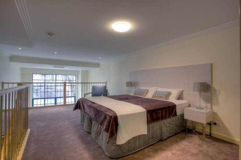 Wentworth Park Road Apartments