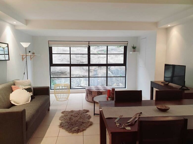 Wentworth Park Road Apartments