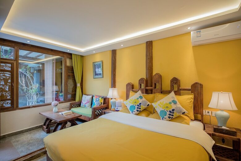 Hotel Li Jiang Tang Feng Yard No.1
