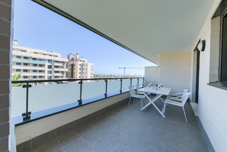 Apartamentos Holidays2 Malaga Ciza�a