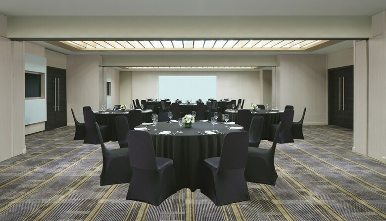 Hotel Fairfield By Marriott Bali Kuta Sunset Road