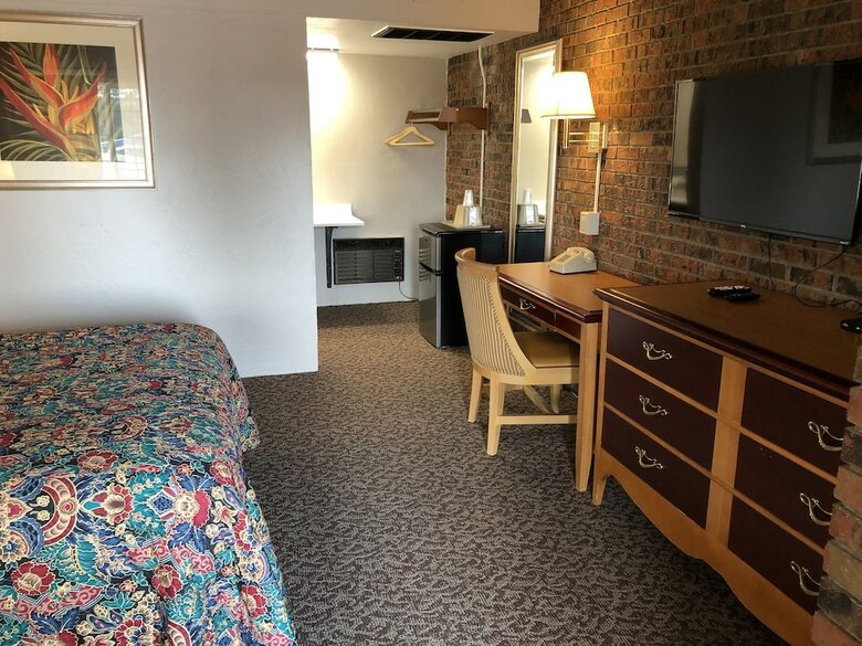 Hotel Dunes Inn