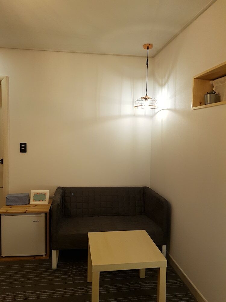 Hotel Bombom Guesthouse