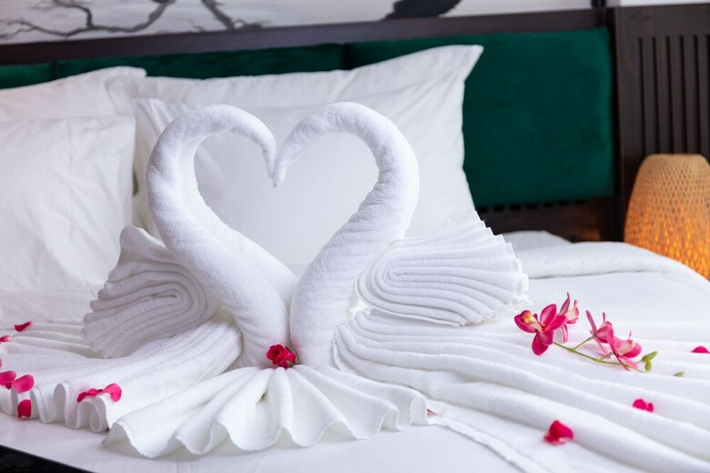 Hanoi Lullaby Hotel & Travel