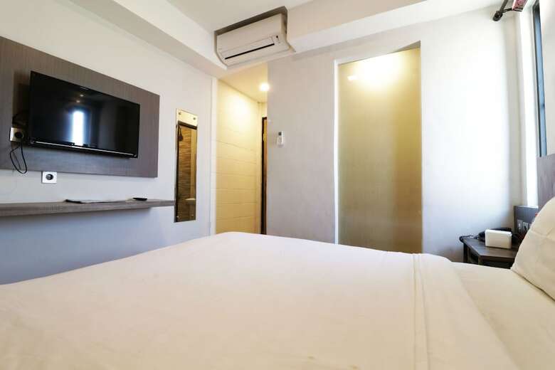 Hotel Sanrina Makassar