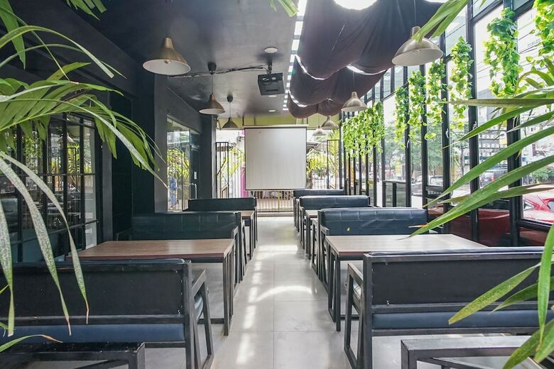 Hotel Sanrina Makassar