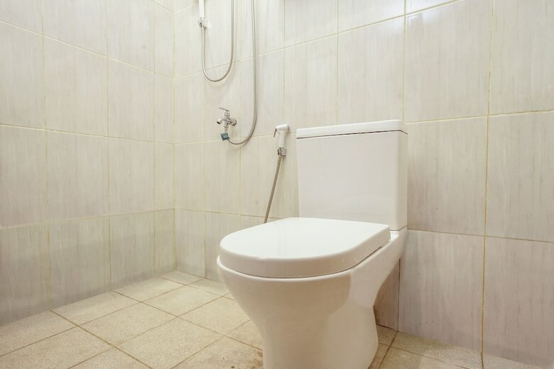 Hostal Oyo 1241 Eirini Family Homestay