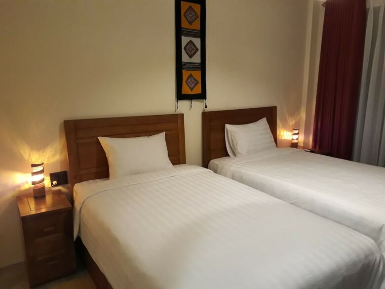 Hotel Pink Tulip Hoi An