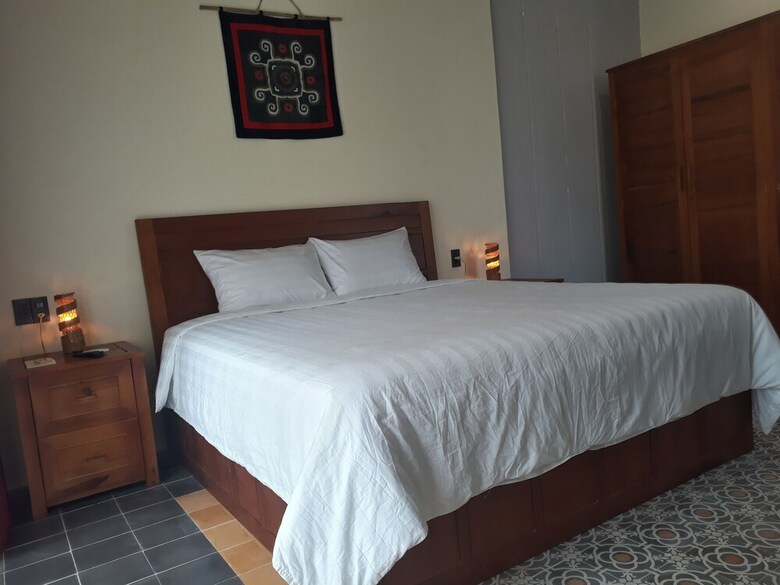 Hotel Pink Tulip Hoi An