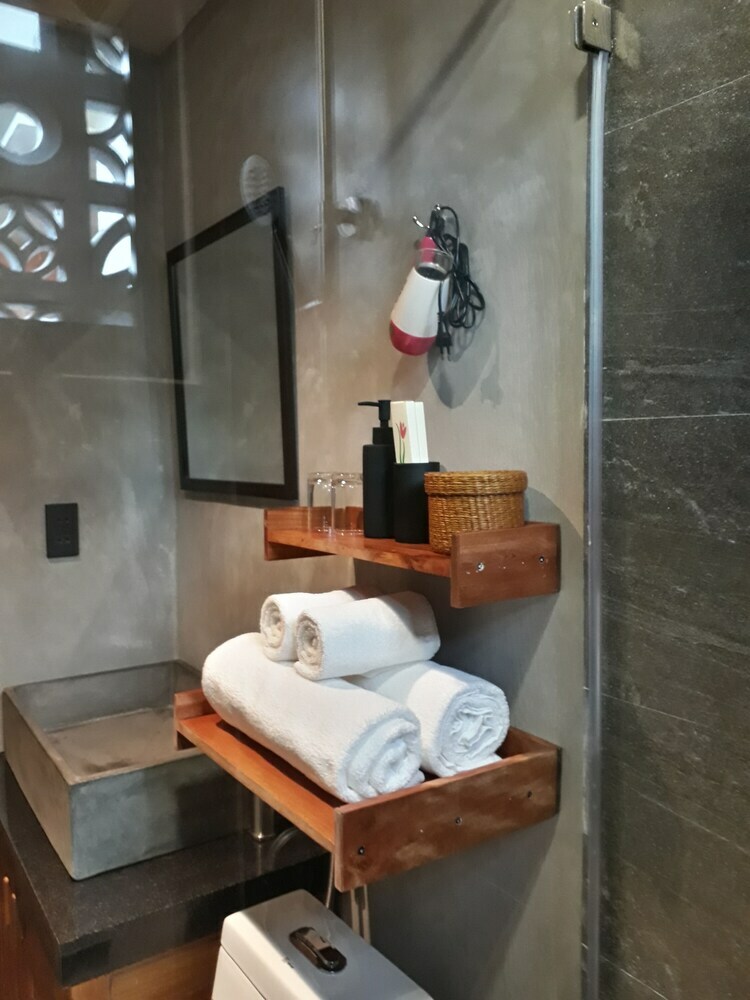 Hotel Pink Tulip Hoi An