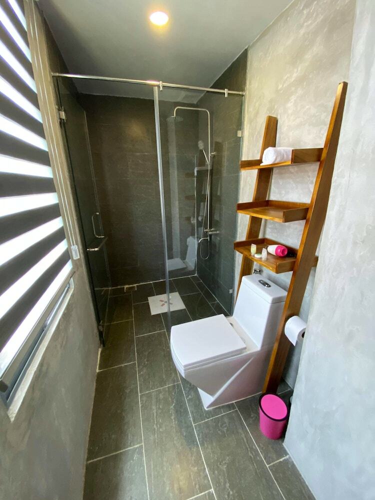 Hotel Pink Tulip Hoi An