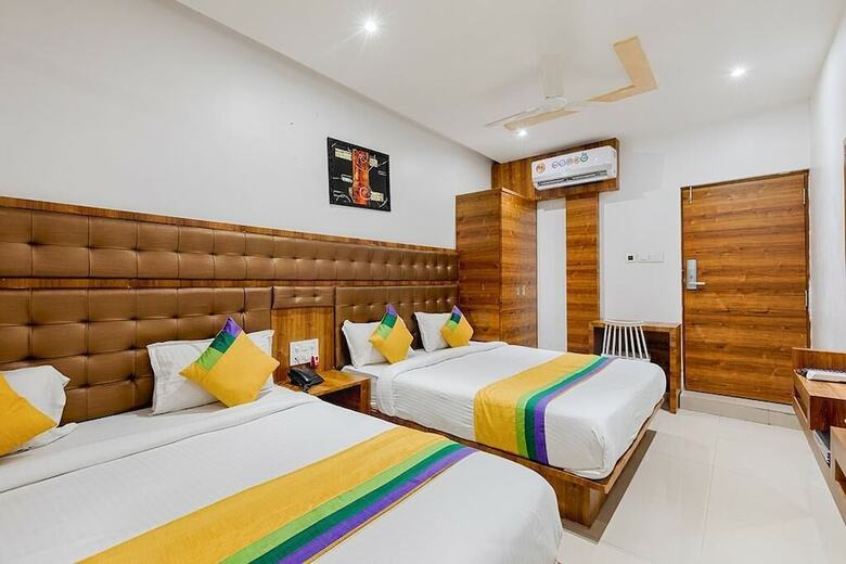 Hotel Riva International