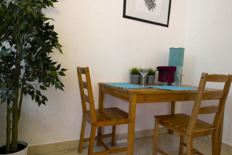 Budget Apartment By Hi5 - J�zsef Attila 18.
