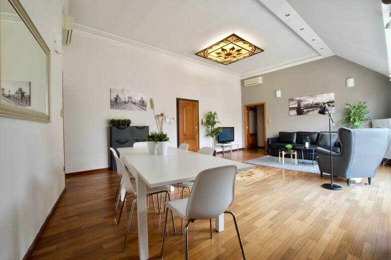 Luxury Apartment By Hi5 - Lovag Suites