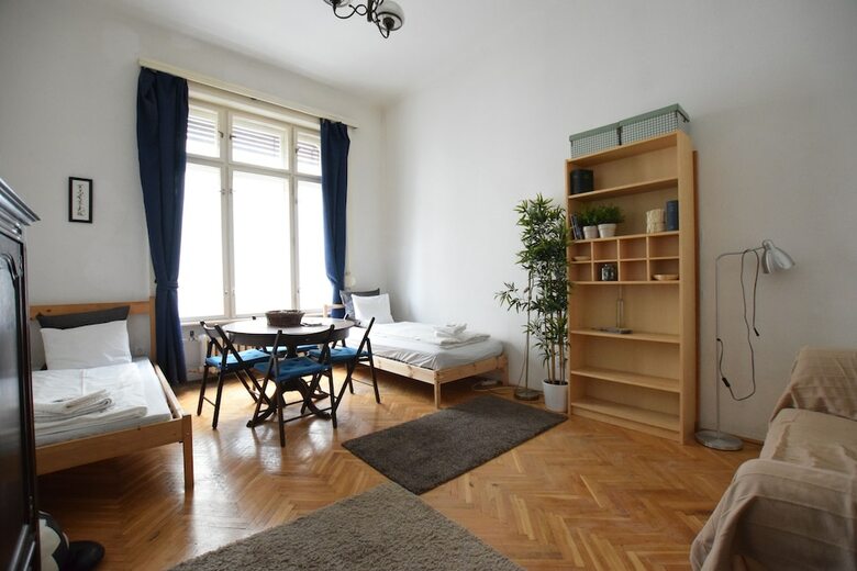 Budget Apartment By Hi5 - V�rosh�z 12.