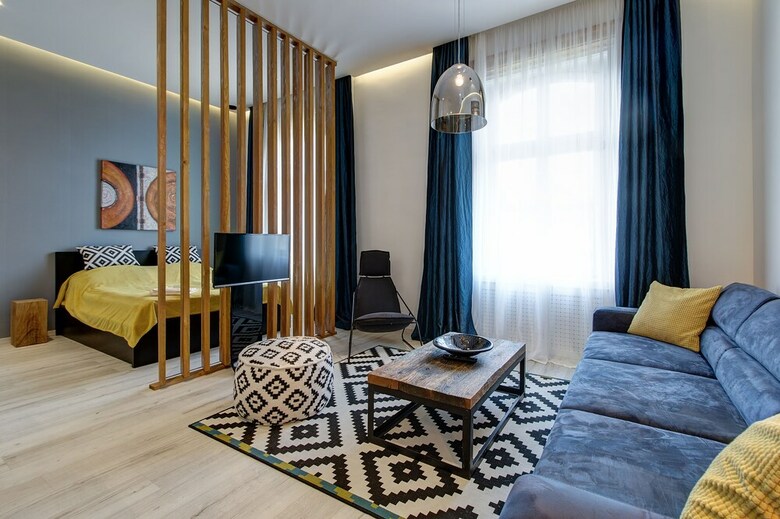 Luxury Apartment By Hi5 - Andr�ssy Suite
