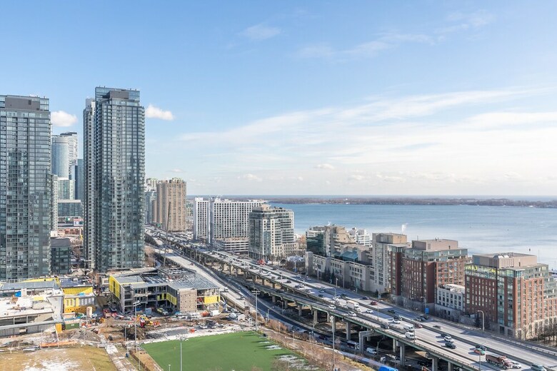 Simply Comfort Stunning Downtown Condos