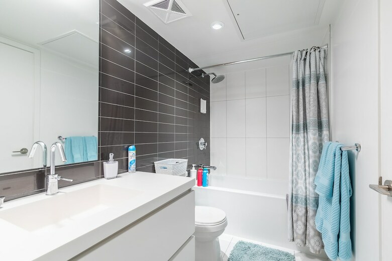 Simply Comfort Stunning Downtown Condos