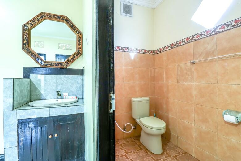 Hostal Oyo 1166 Hotel Melati 2