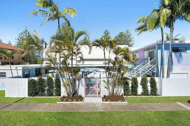 Apartamentos Ventura Beach Motel 3 Bedroom Poolside