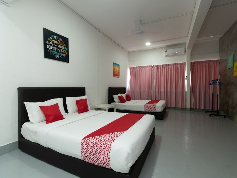 Hotel Oyo 43993 Madsuite