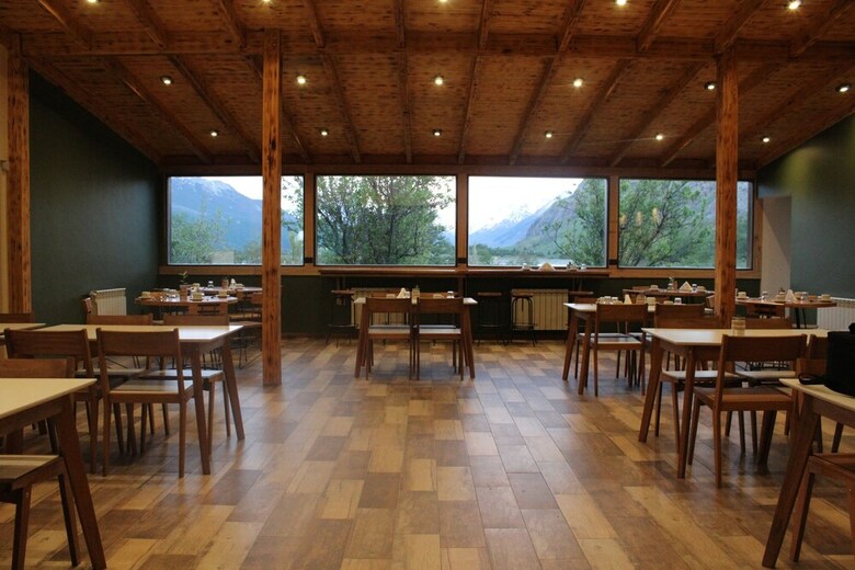 Hotel Fitz Roy Hosteria de Monta�a