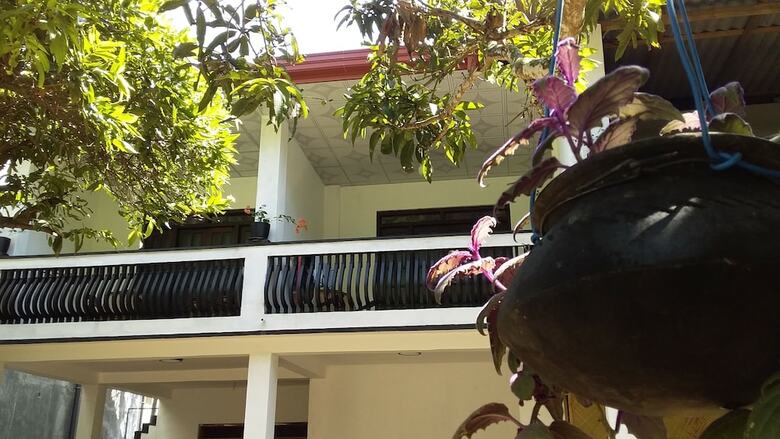 Bed & Breakfast Sanjee'shome & Lanka Ayurveda