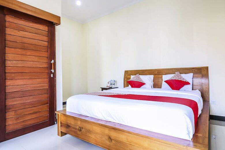 Hostal Oyo 1193 Asri House