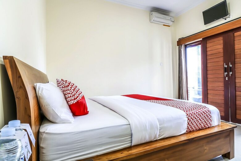 Hostal Oyo 1193 Asri House