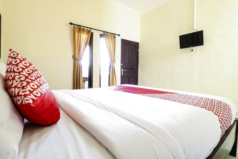 Hostal Oyo 1193 Asri House