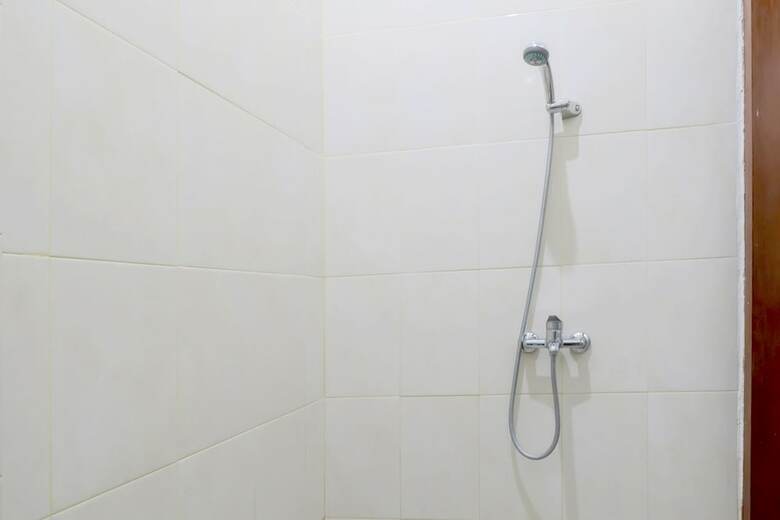 Hostal Oyo 1193 Asri House