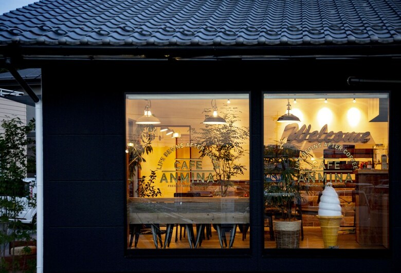 Hotel Cafe & Stay Castana