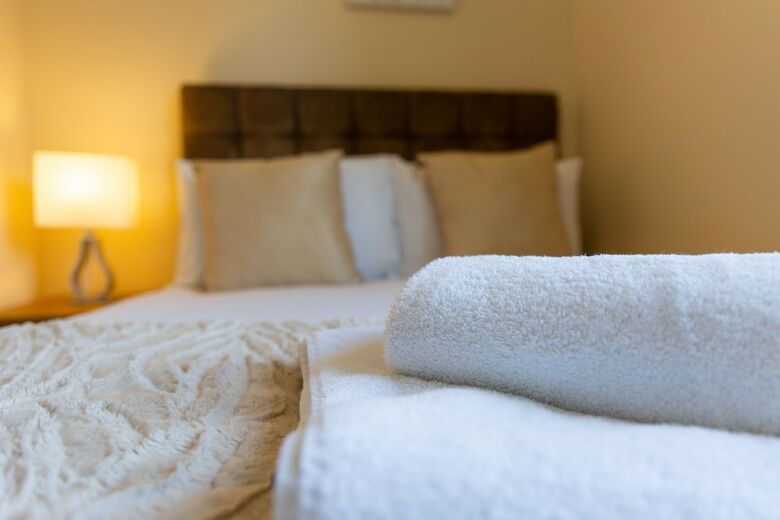 Velvet 2-bed Apartment Stewart Place - Ware