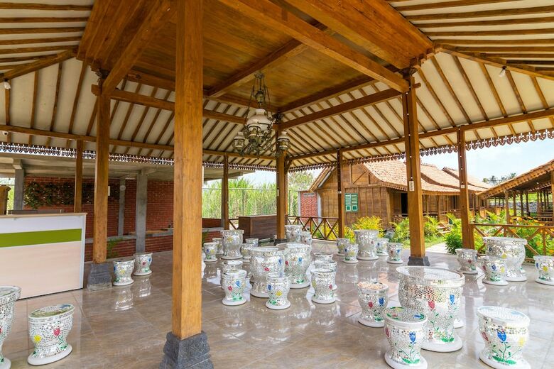 Hostal Oyo 1304 Roemah Gladak Kebon Sidoluhur