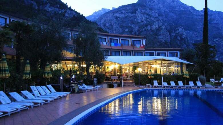 Hotel Saturno