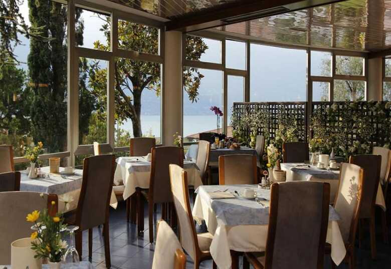Hotel Saturno