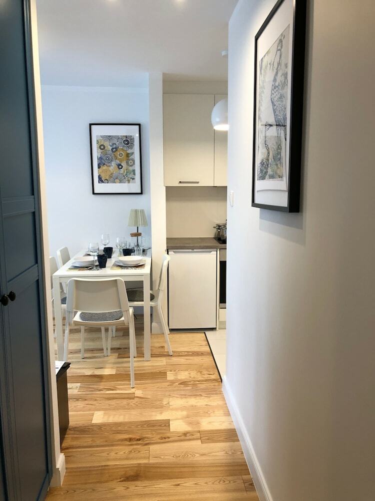 Central Rental - Apartament Przytulny