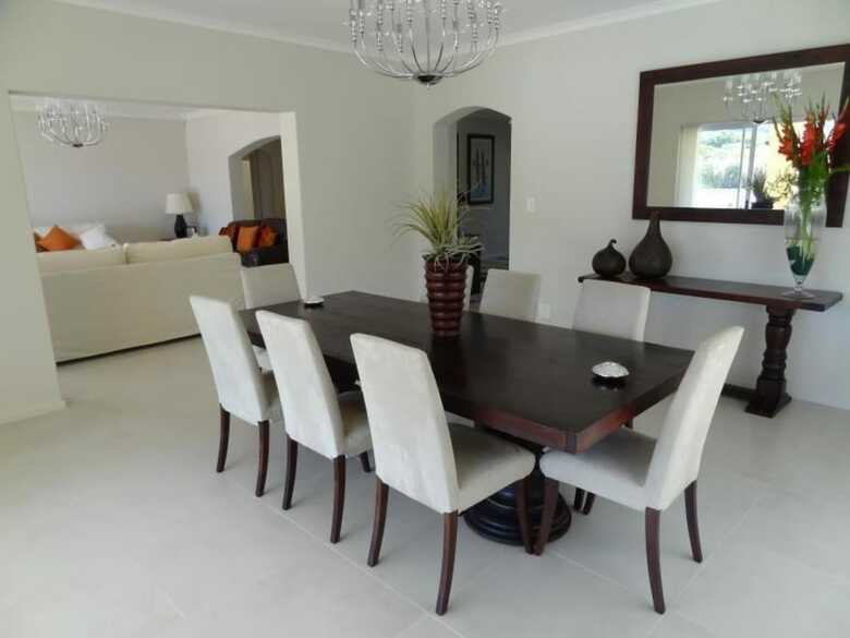 Villa Lake Michelle.. Cape Town