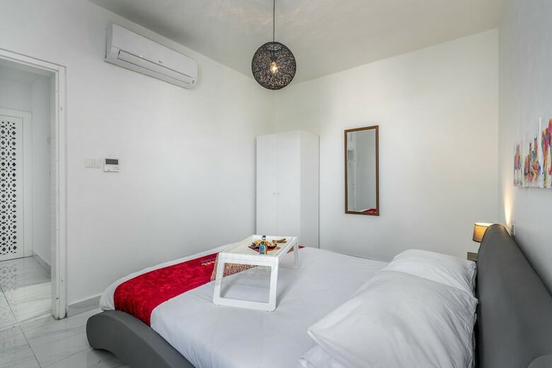 Even Israel Apartments