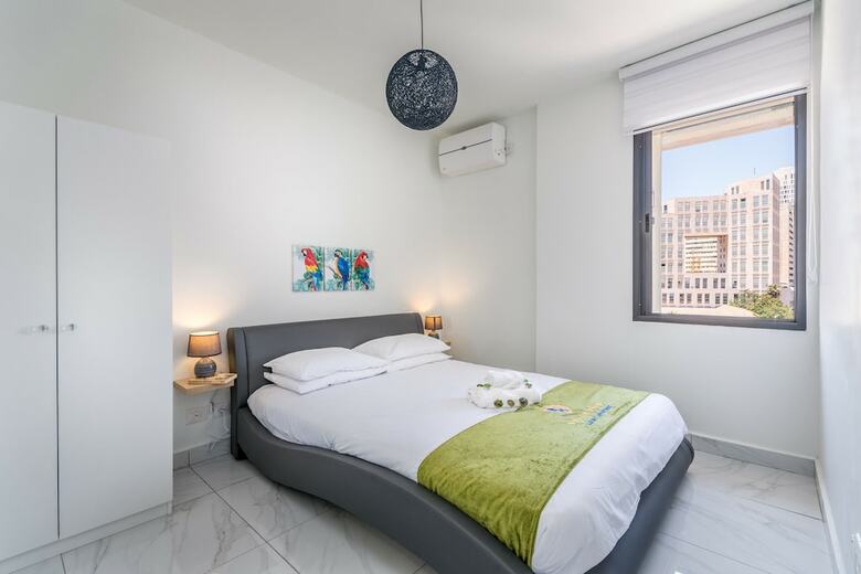 Even Israel Apartments
