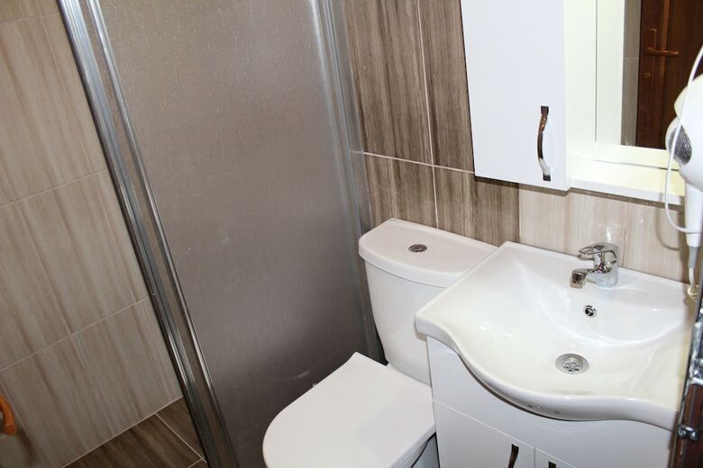 Hotel Gul Otel