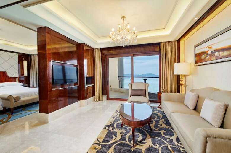 Sanya Tangla Yaxiu Hotel