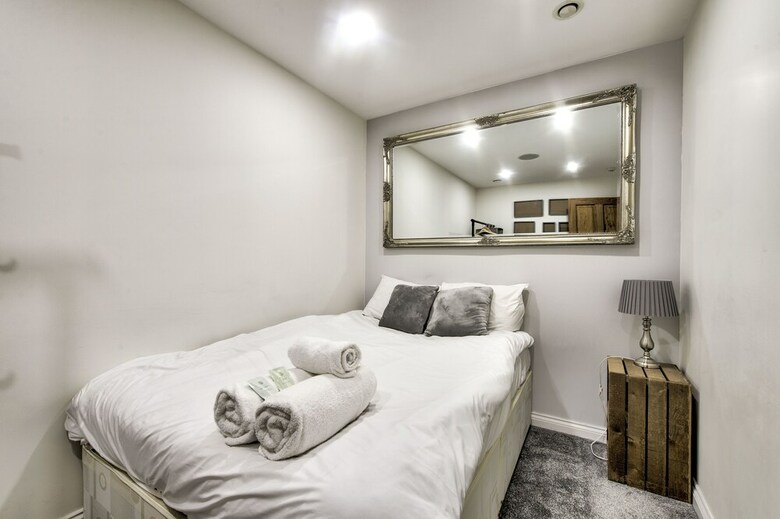 St Stephen Street Apartment