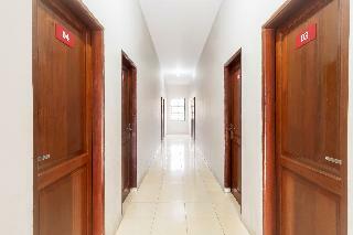 Hostal Oyo 1243 9-haan Homestay