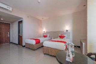 Oyo 1081 Allson City Hotel Makassar