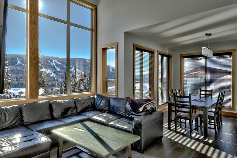 Lookout Lodge By Bear Country