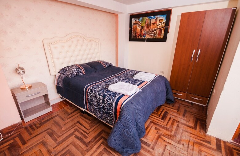 Chokechaka Apartment