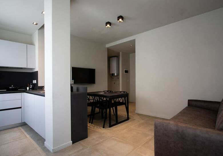 Astoria Living Apartments